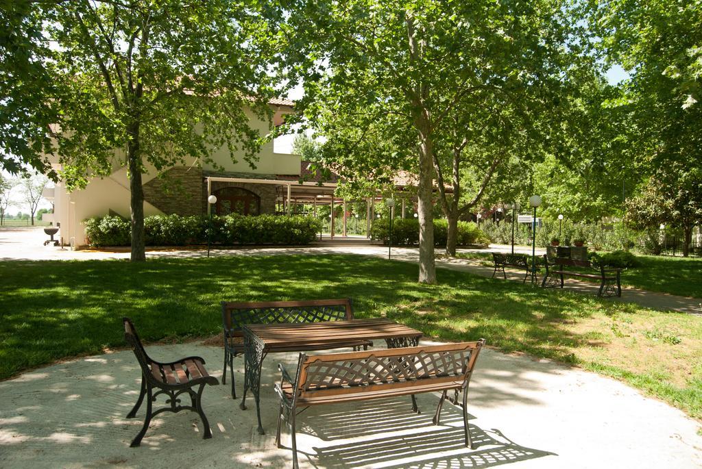 Yannis Hotel Krinídhes Dış mekan fotoğraf